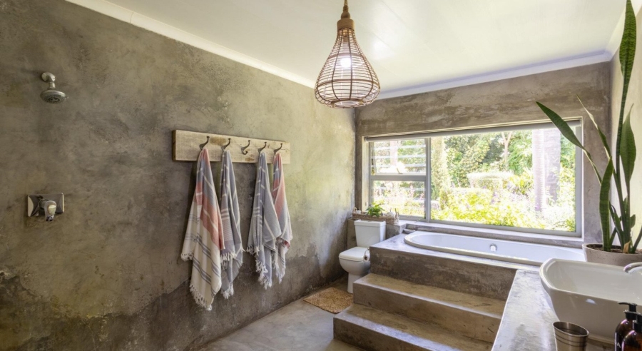 5 Bedroom Property for Sale in Caledon Western Cape